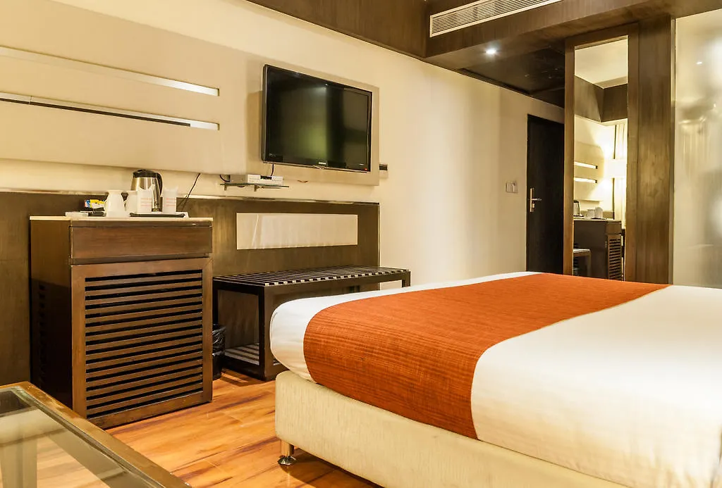 Heritage Hotel Chandigarh 2*,  India
